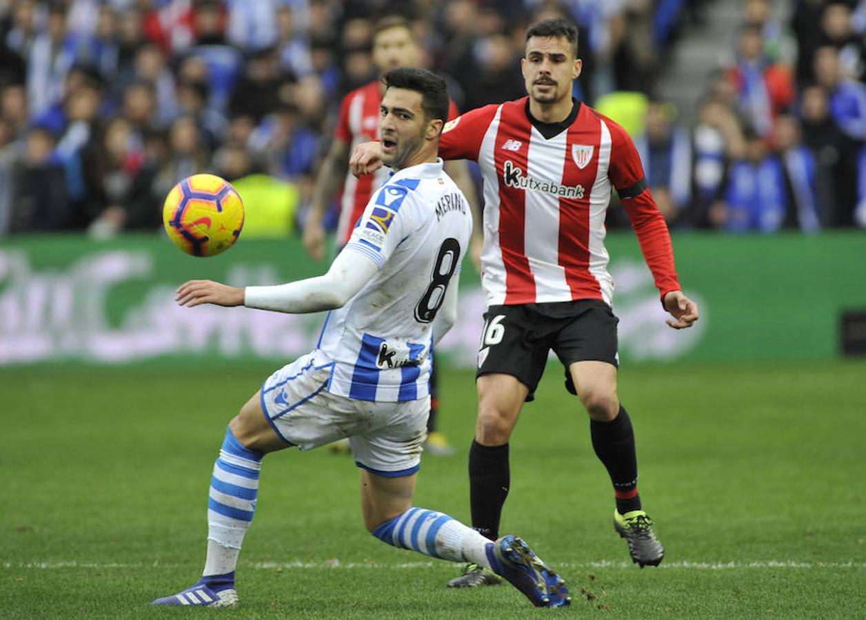 La Real Sociedad logra imponerse 2-1 al Athletic en el clásico del futbol vasco celebrado este sábado en Anoeta