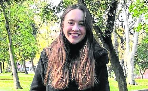 Silvia Bravo, vitoriana que se prepara en Oviedo, se va a México después del examen.