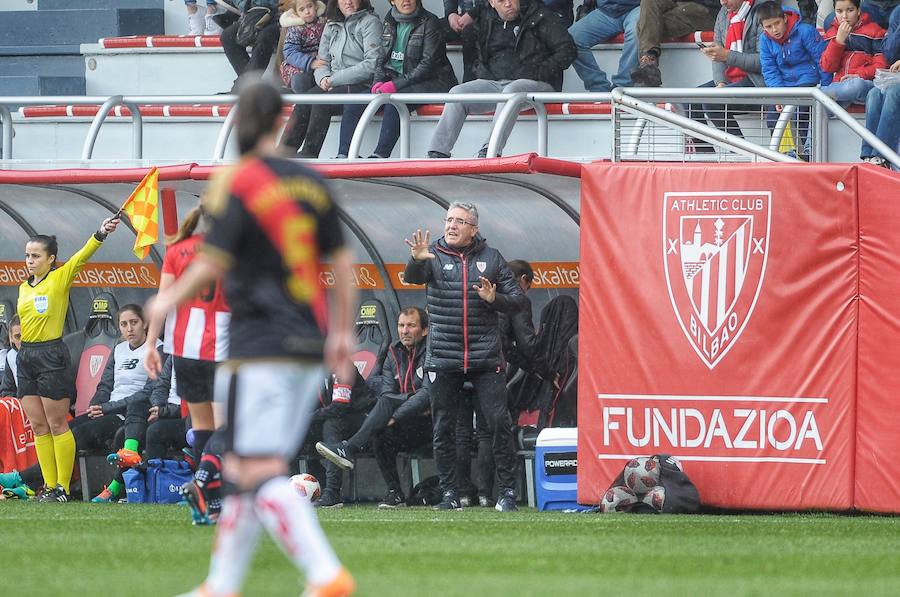 Fotos: Las rojiblancas se impusieron al Rayo gracias a un tanto de Jone Ibáñez