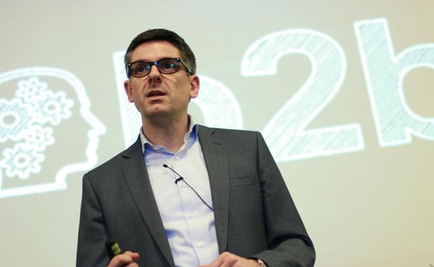 Óscar Torres, durante una conferencia. 