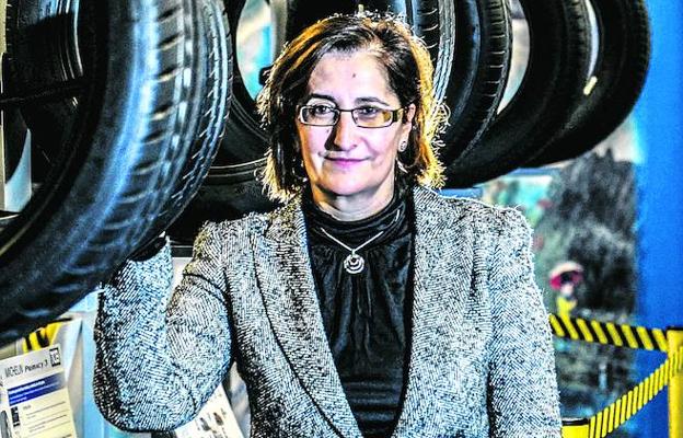 Mari Paz Robina acaba de dejar la dirección de Michelin en Vitoria para ponerse al frente del grupo en España y Portugal.