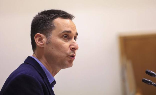 El plante de EH Bildu y la abstención del PP permiten la subida de sueldos a los profesores de la concertada