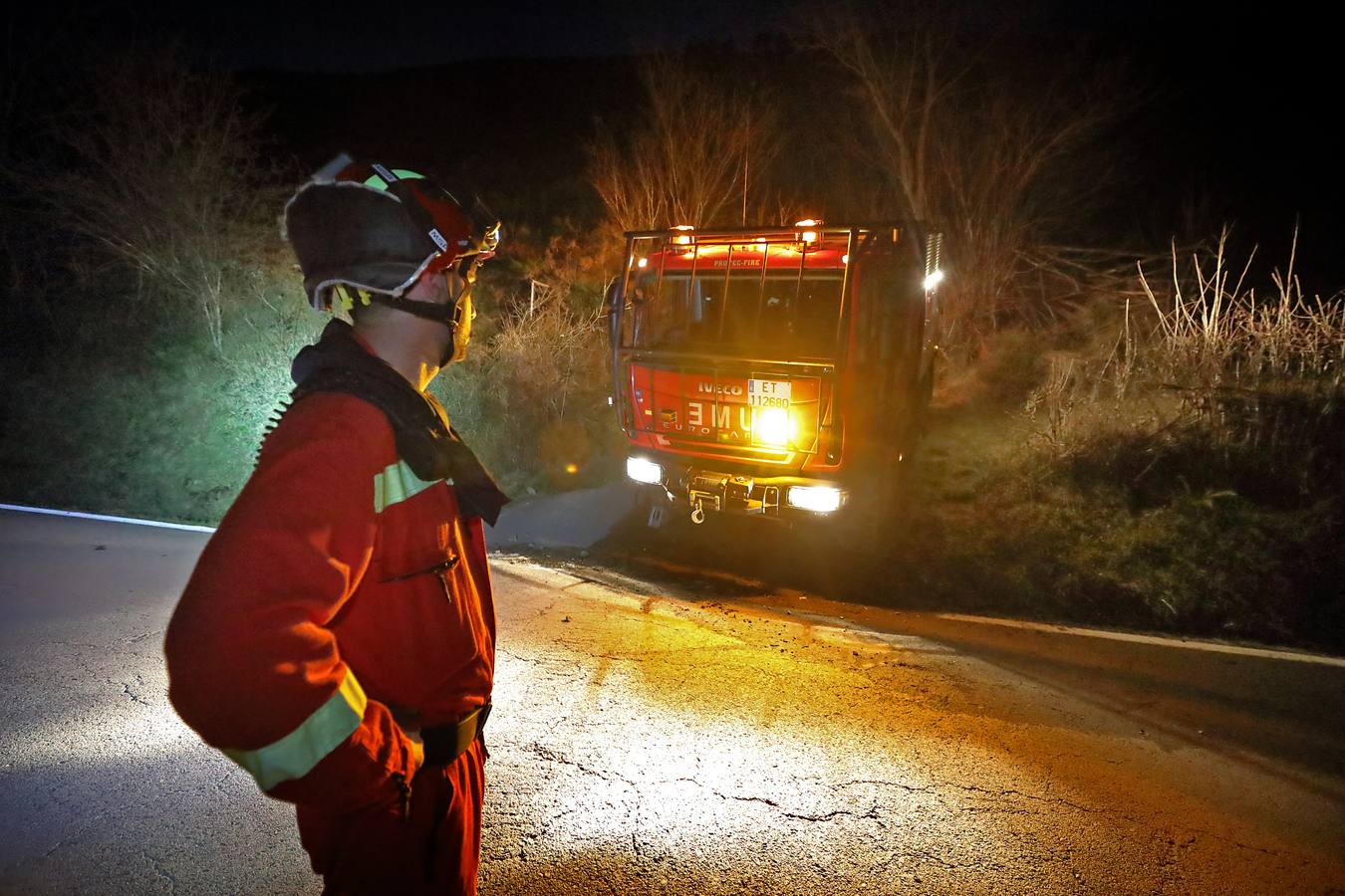 Fotos: El fuego abrasa Cantabria