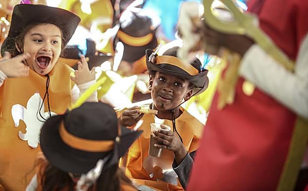 Los niños disfrutaron de lo lindo en la inauguración del Carnaval.