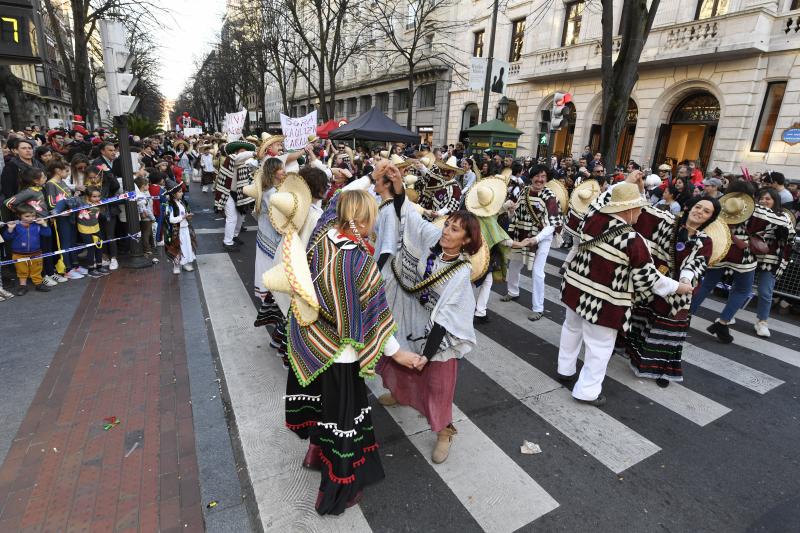 Bilbao, Mundaka, Barakaldo, Basauri... Los diferentes municipios vizcaínos se llenaron de color durante el fin de semana