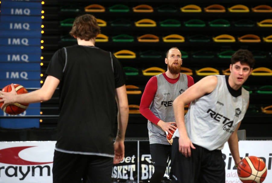 Fotos: El entrenamiento del Bilbao Basket