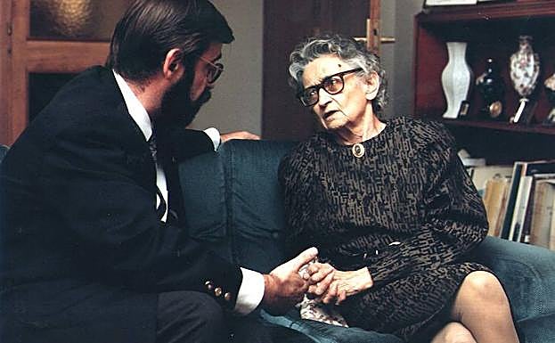 La poetisa, Ernestina Champourcin.