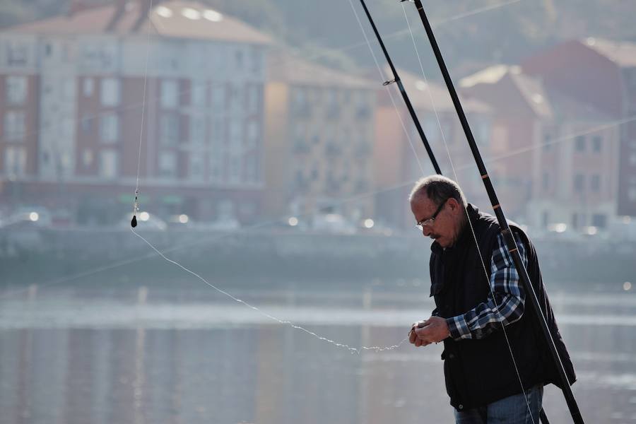 Finalista categoría 'La Ría y Barakaldo'. 'EL PESCADOR'. Autor: Nerea García Berriozabal