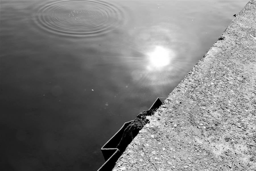 Finalista categoría 'La Ría y Barakaldo'. 'RESTOS DEL PASADO'. Autor: José Vicente Rodríguez Sáiz