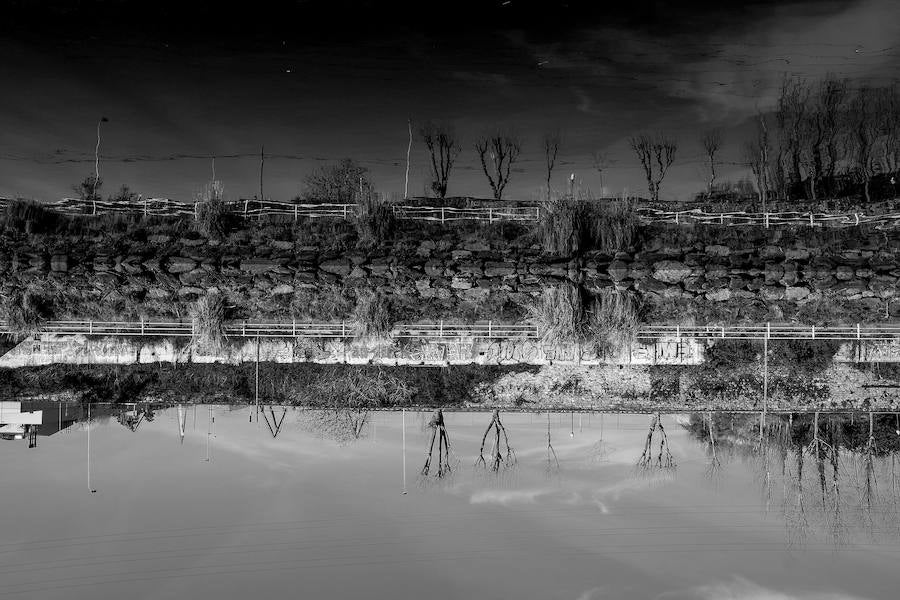 Finalista categoría 'La Ría y Barakaldo'. 'REFLEJO'. Autor: Marta Béjar Cañete