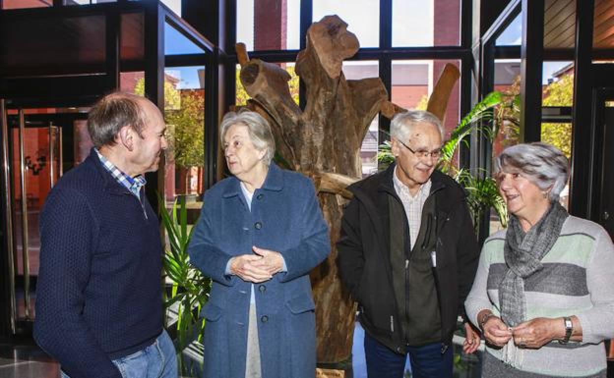 Ángel María Unzueta, Maite Fuertes, Félix Placer, Pilar Aramburu.