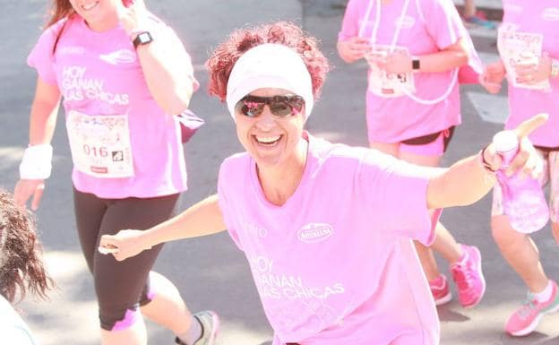 'Hoy ganan las chicas', fue el lema elegido en una carrera para mujeres celebrada en Vitoria. 