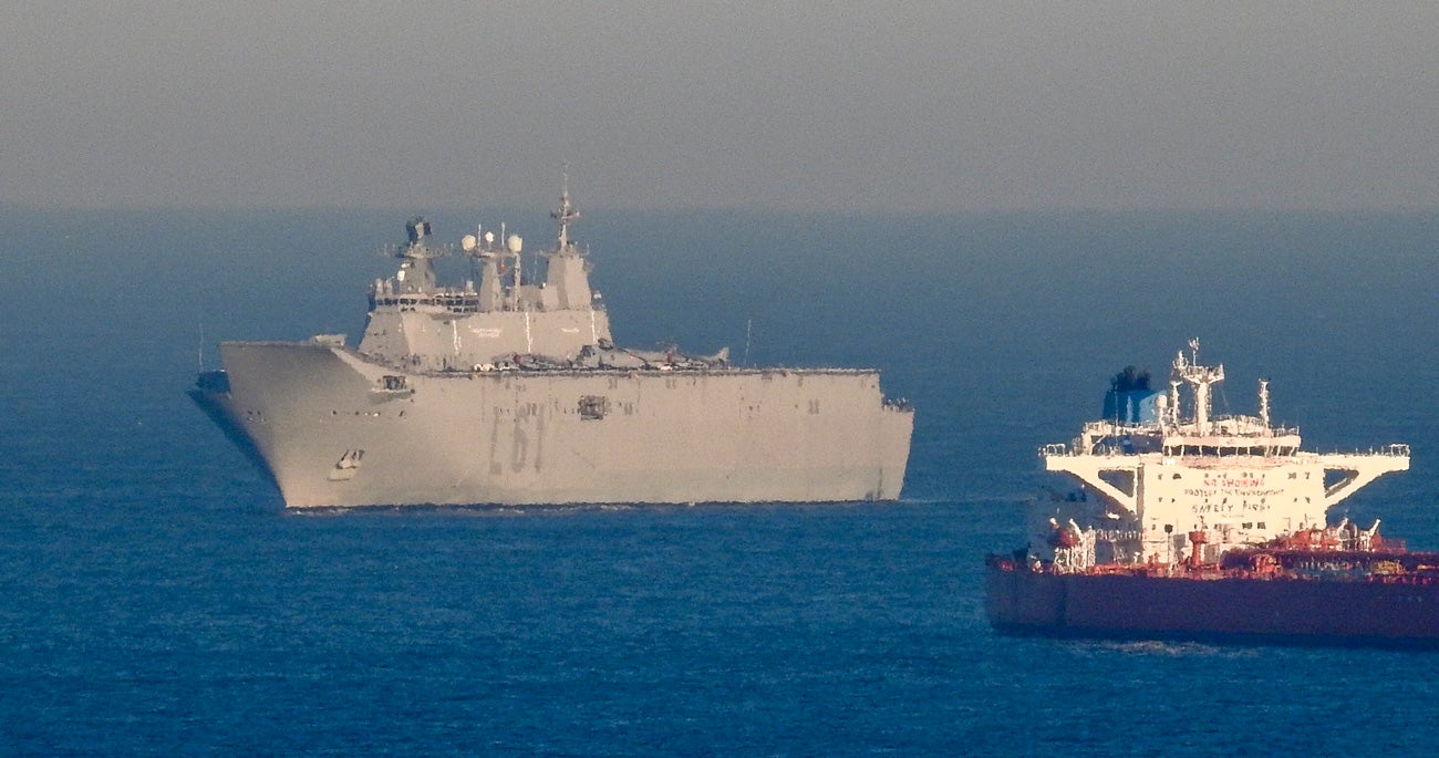 Fotos: El portaaviones &#039;Juan Carlos I&#039; llega a Getxo