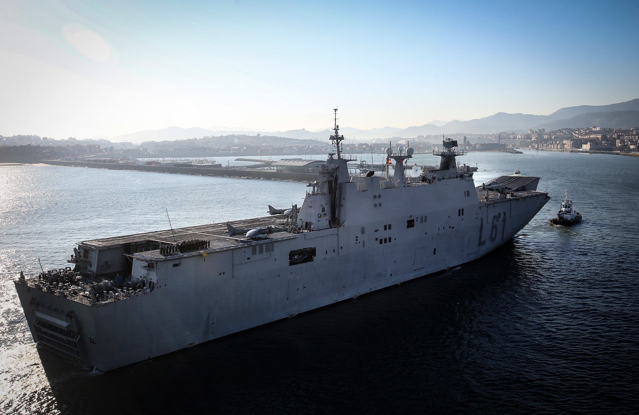 Fotos: El portaaviones &#039;Juan Carlos I&#039; llega a Getxo