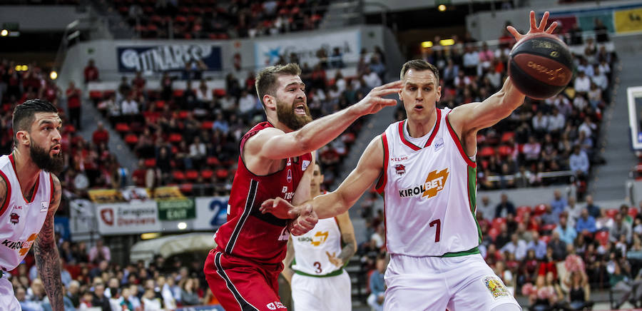 Fotos: Las mejores imágenes del Zaragoza - Baskonia