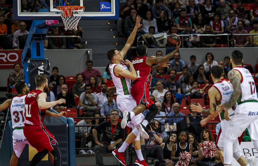 Fotos: Las mejores imágenes del Zaragoza - Baskonia