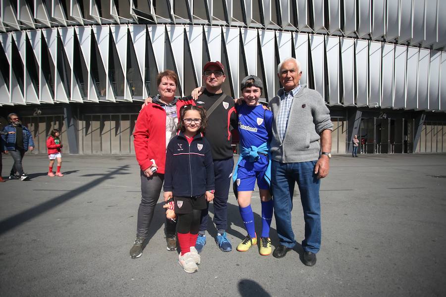 La hinchada rojiblanca ha acudido al choque contra Levante