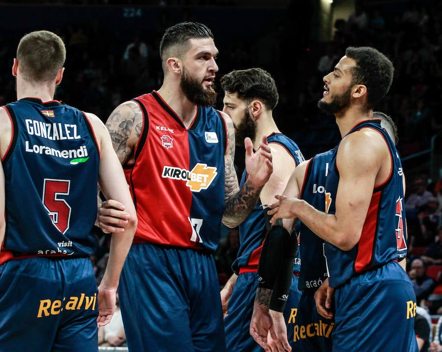 Fotos: Las fotos del Baskonia - Estudiantes