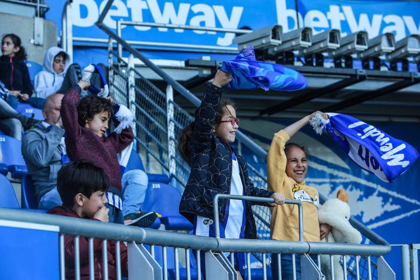 Fotos: Fiesta del fútbol femenino en Mendizorroza