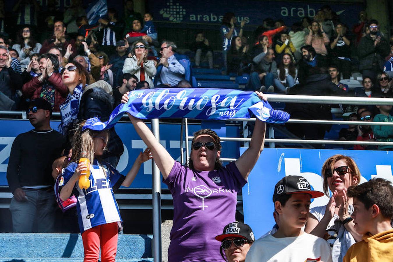 Fotos: Fiesta del fútbol femenino en Mendizorroza