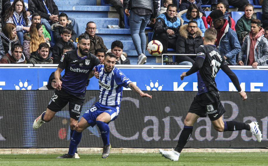 Imágenes correspondientes al partido de LaLiga Santander 2018-2019 disputado en el estadio de Mendizorroza