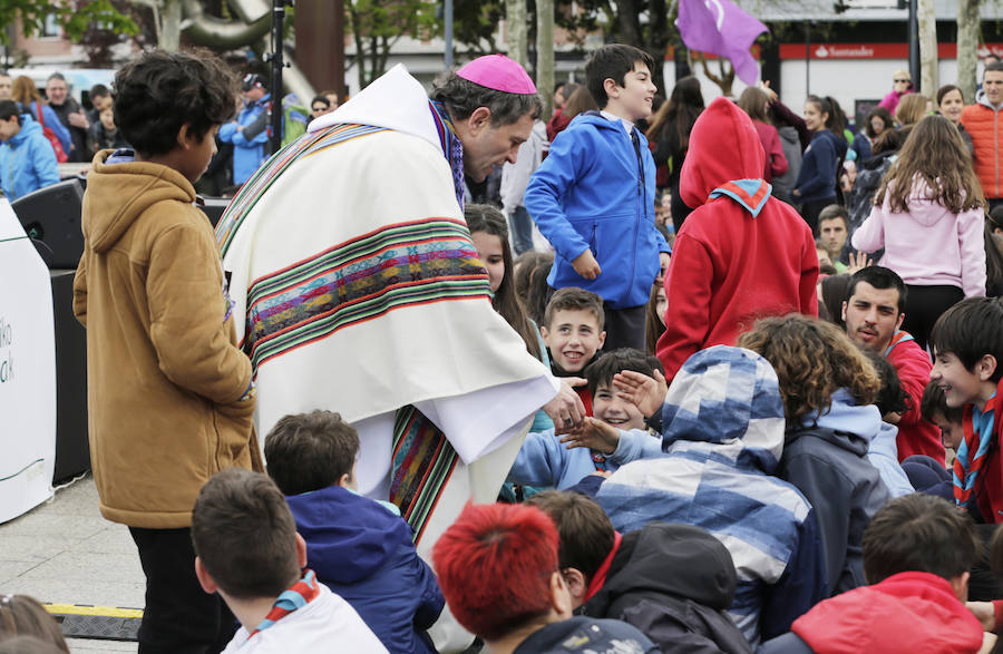 Fotos: Las imágenes de la fiesta de los scauts en Santurtzi