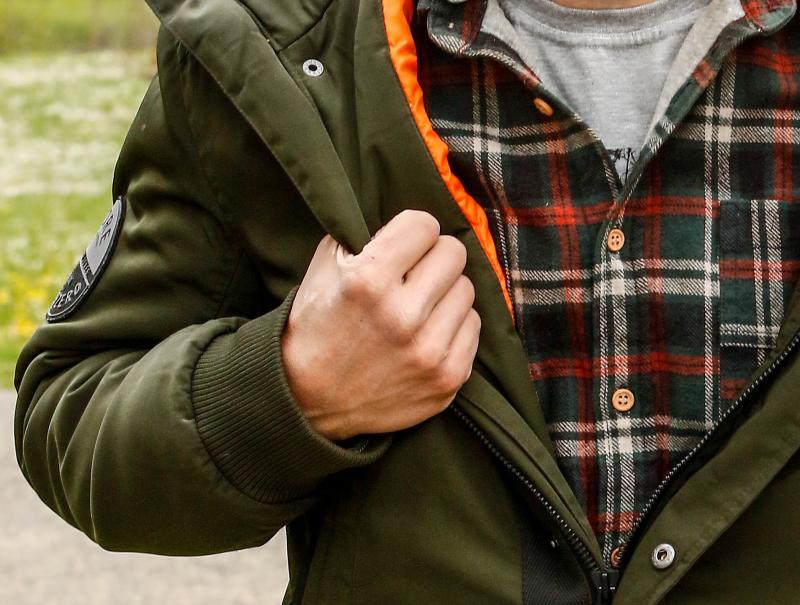 Pablo Castellano se decanta por ‘looks’ de sport en su día a día y se declara enemigo del traje. “En Vitoria a la gente le gusta vestir bien, yo me compro poca ropa”.