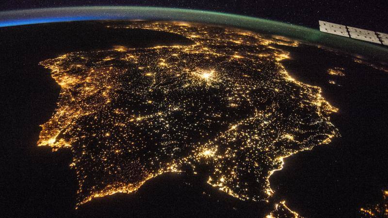 El mapa de la Península Ibérica, de noche. Una imagen de satélite tomada por la NASA.