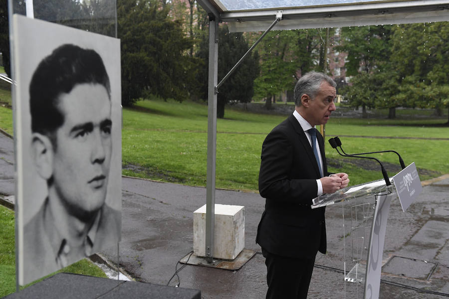 Urkullu ha presidido el reconocimiento a Fermín Monasterio, un taxista que fue asesinado el 9 de abril de 1969. Fue la primera víctima civil de la banda terrorista