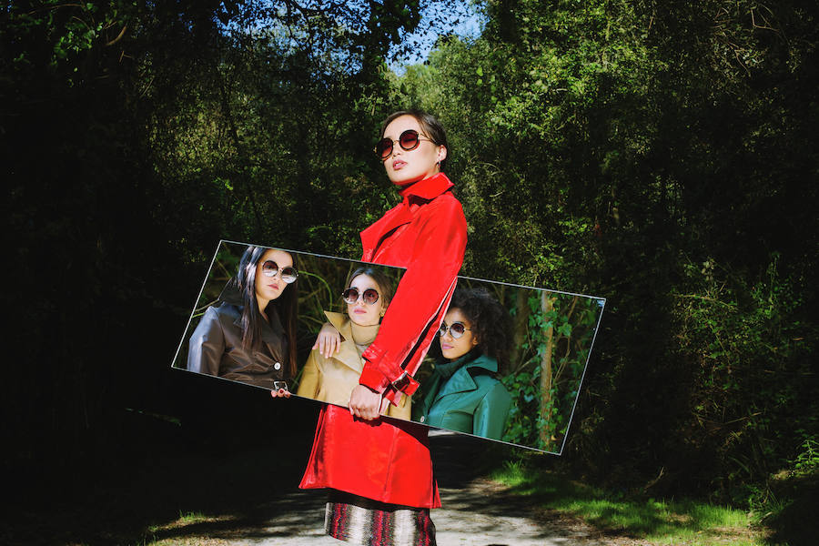 Esta prenda se reinventa con multitud de colores para aportar alegría a los días grises