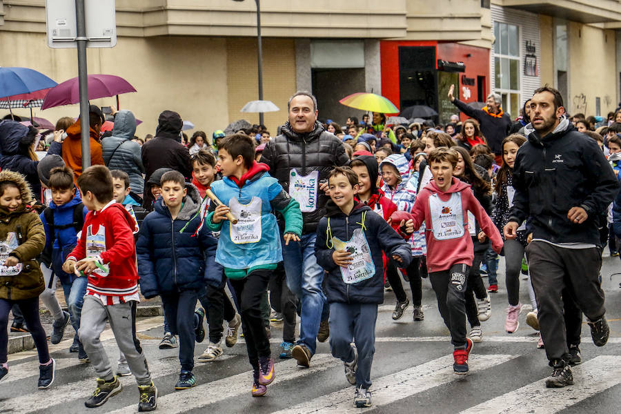 Fotos: La Korrika Txiki llega a Vitoria