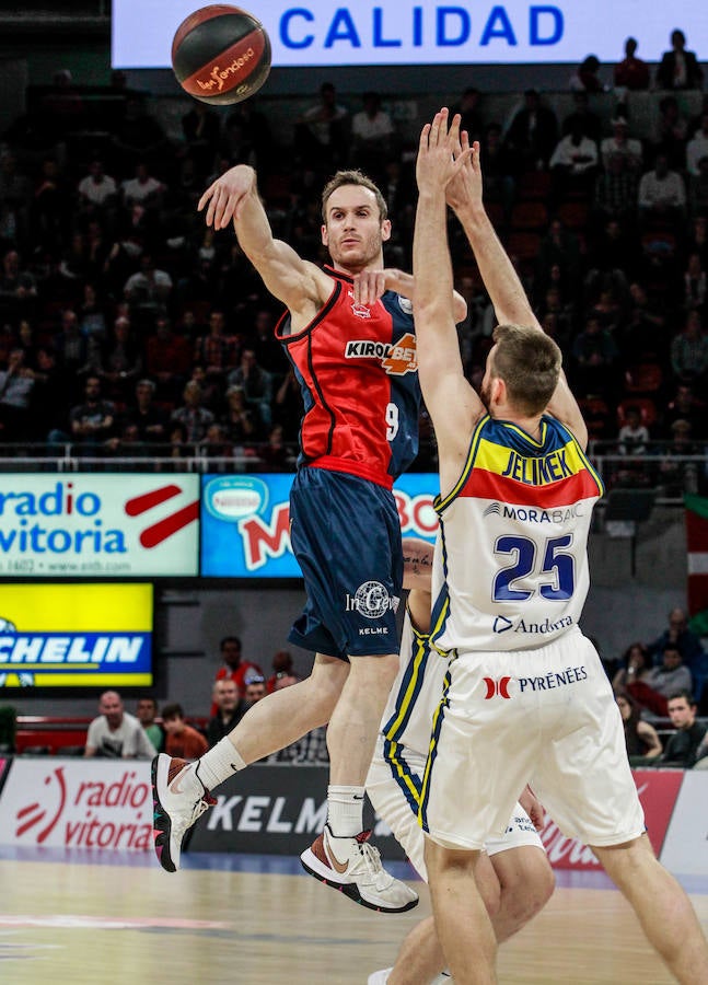 Fotos: Las mejores imágenes del Baskonia - Morabanc