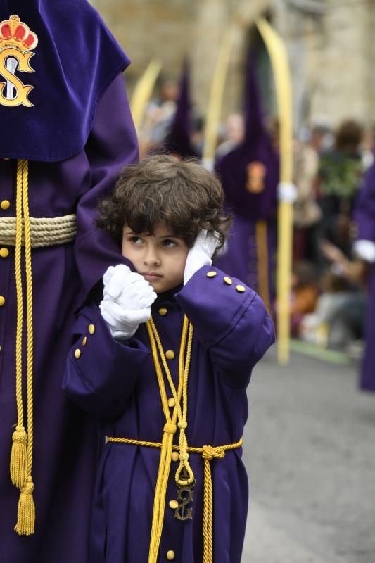 El tiempo ha animado a los bilbaínos a acudir a una de las cuatro grandes de Semana Santa
