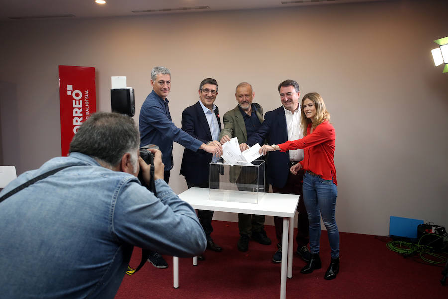 EL CORREO reúne a Aitor Esteban (PNV), Patxi López (PSOE), Roberto Uriarte (Unidas Podemos), Bea Fanjul (PP) y Oskar Matute (EH Bildu), cabezas de lista de sus partidos por Bizkaia