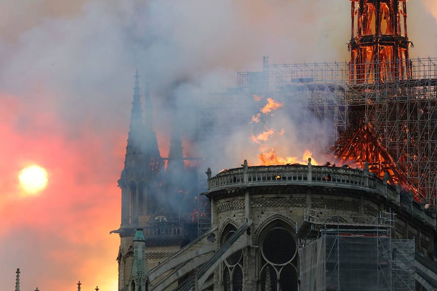 Fotos: Incendio en la catedral de Notre Dame de París