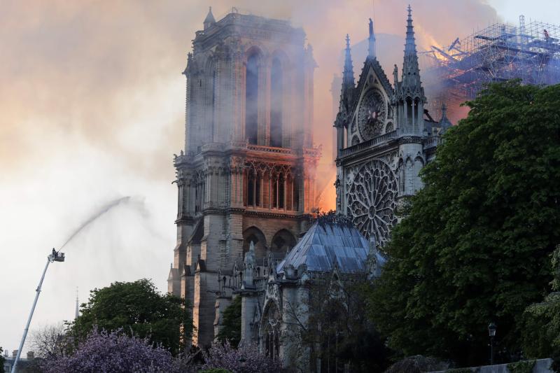 Fotos: Incendio en la catedral de Notre Dame de París