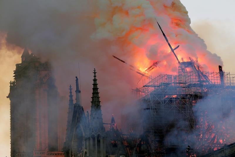 Fotos: Incendio en la catedral de Notre Dame de París