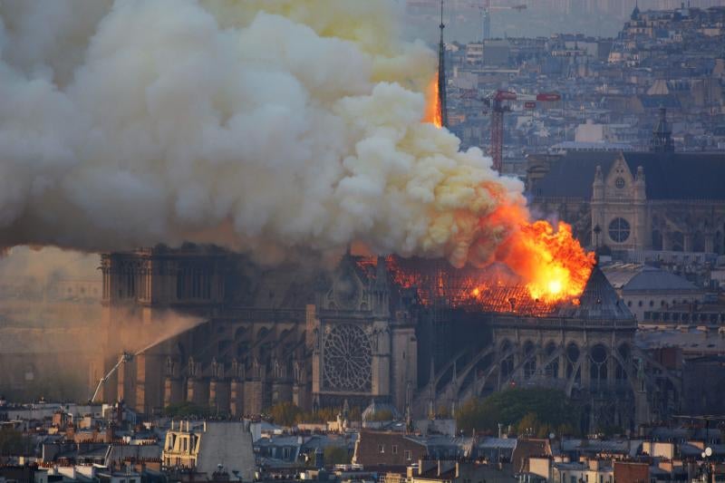 Fotos: Incendio en la catedral de Notre Dame de París