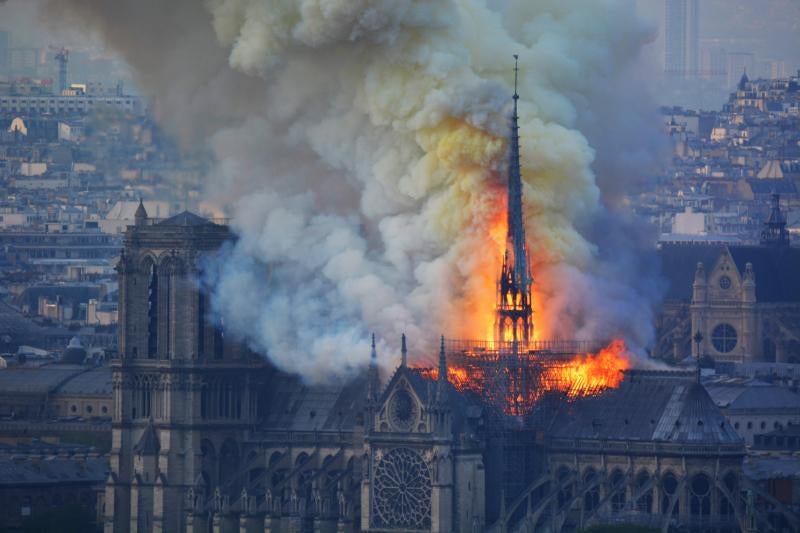 Fotos: Incendio en la catedral de Notre Dame de París