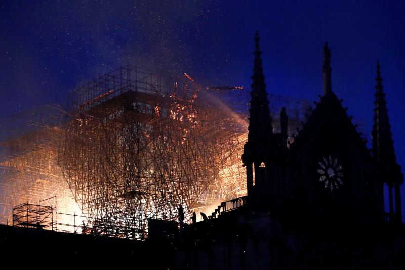 Fotos: Incendio en la catedral de Notre Dame de París