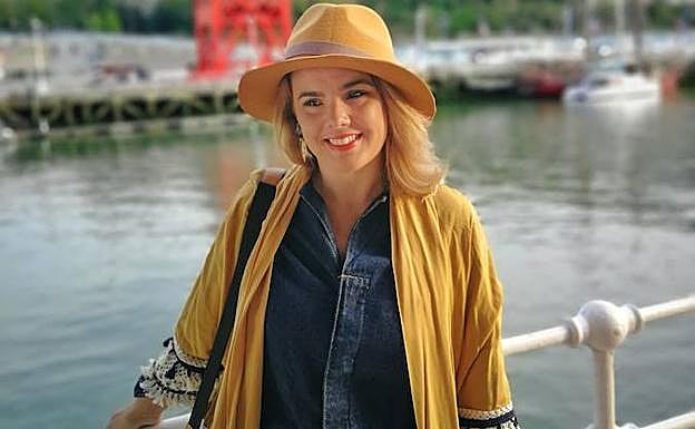 Imagen principal - Así puedes llevar el mono, la prenda que necesitas esta primavera