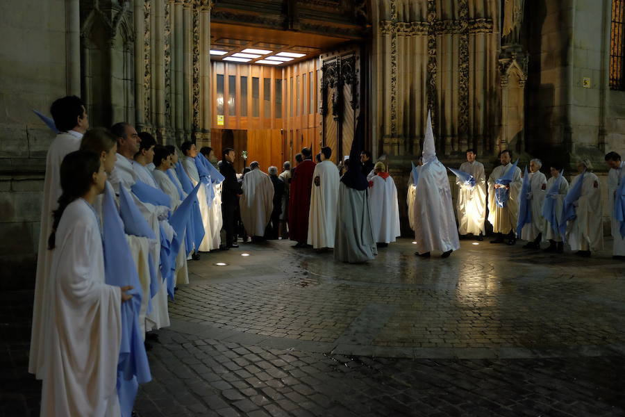 La tradicional procesión del Silencio ha vuelto a recorrer esta madrugada la villa