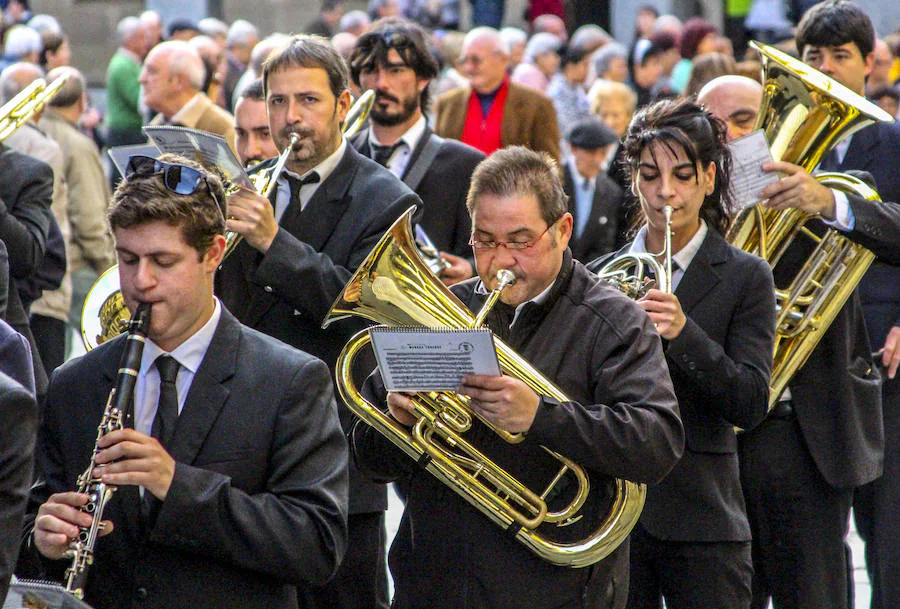 Fotos: Las procesiones de Llodio