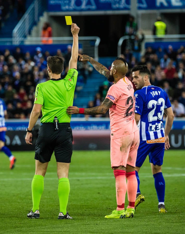 Fotos: Las mejores imágenes del Alavés - Barcelona