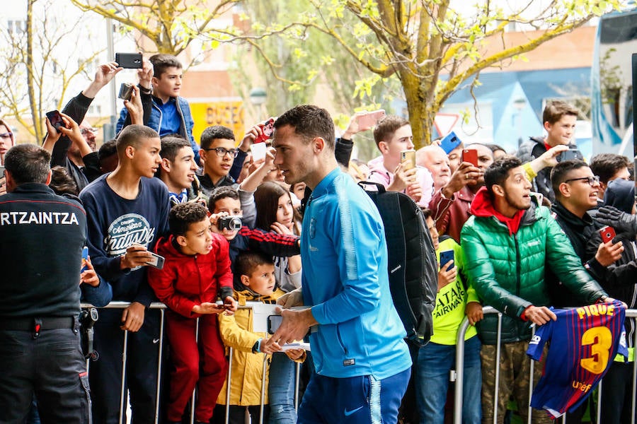 El equipo catalán ha llegado este martes a la capital alavesa para enfrentarse al Deportivo Alavés en una nueva jornada de LaLiga