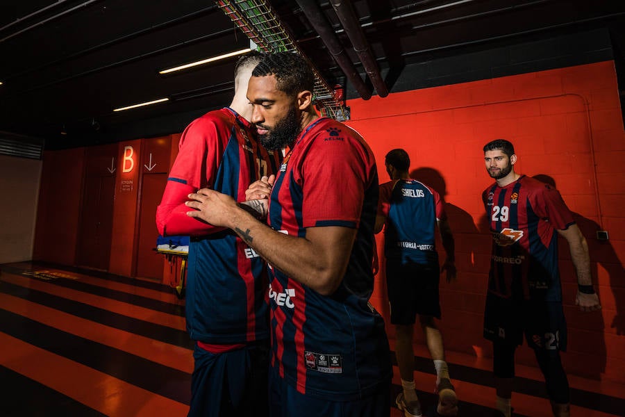 Fotos: Las mejores imágenes del Baskonia - CSKA de la Euroliga