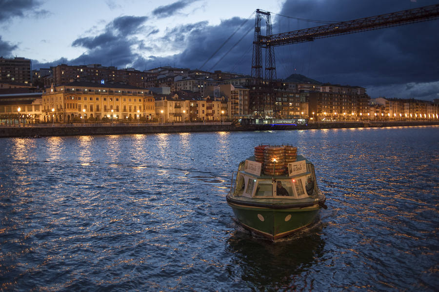 El pasaje que une Portugalete y Las Arenas transporta a cerca de 2.000 viajeros al día. Se trata de una de las dos rutas que se mantienen en activo en la ría