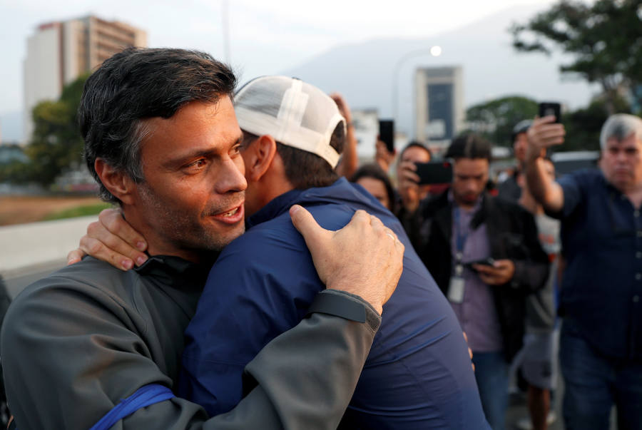 Los opositores Guaidó y lLeopoldo López lideran el golpe contra Maduro 