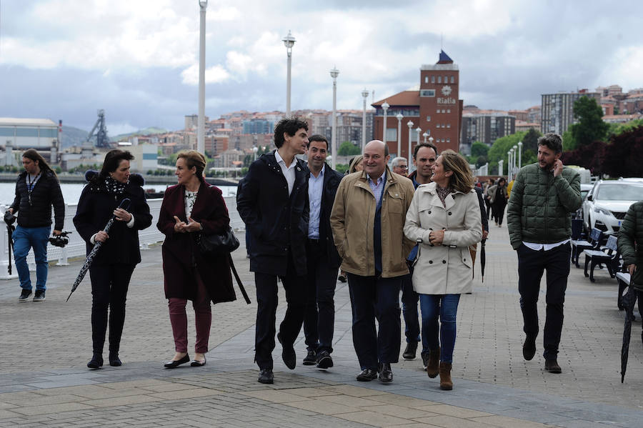 El diputado general ha iniciado en Gernika su particular periplo por varios municipios de la provincia