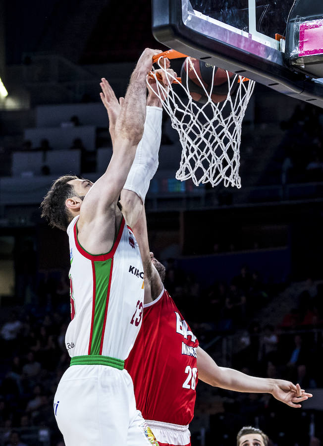Fotos: Las imágenes del Baskonia - Manresa